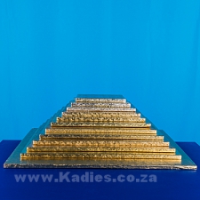 CAKE BOARDS THICK 6"-16" GOLD SQUARE EACH
